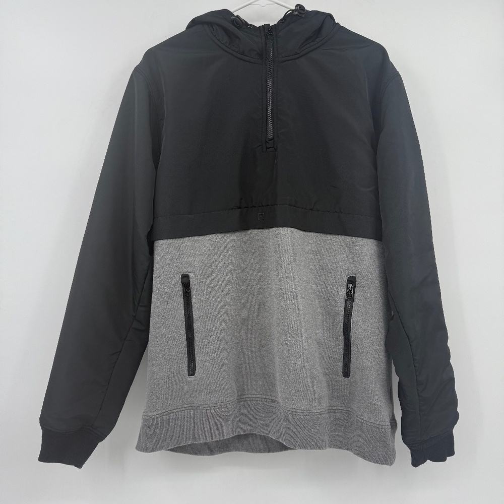 RVCA Sweater Men Large Gray Black 1/4 Zip Pullover Utility Hooded Fleece Pockets